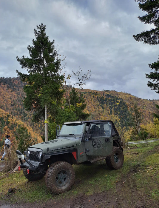 Vaniko' Jeep Wrangler